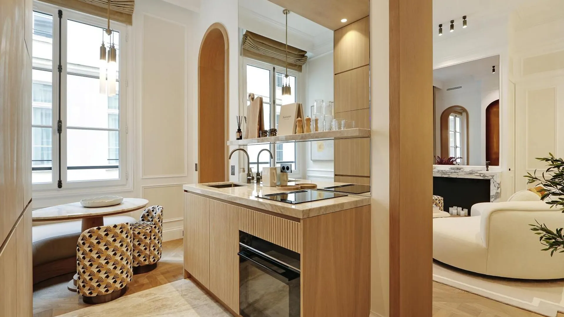 Thelander - Serviced In Louvre Apartment Paris