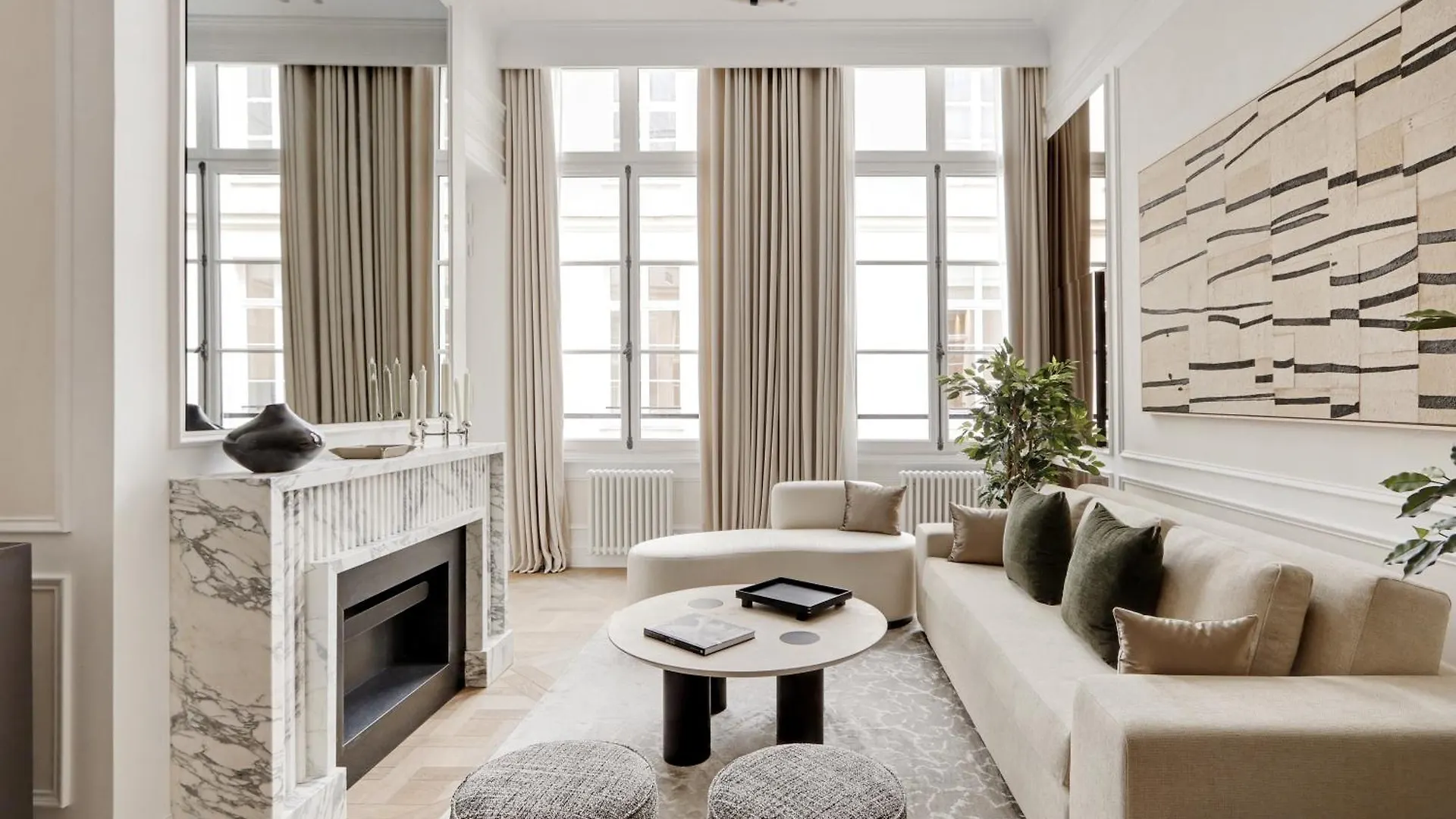 Thelander - Serviced In Louvre Apartment *